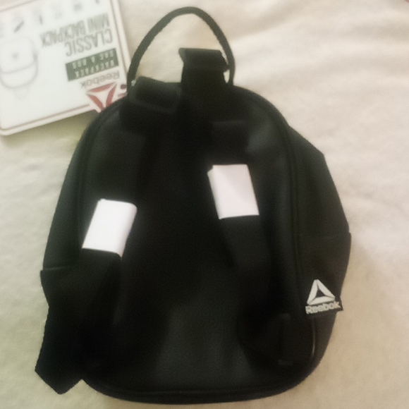 REEBOK CLASSIC MINI REEBOK BACKPACK!! NWT!! - Picture 3 of 7